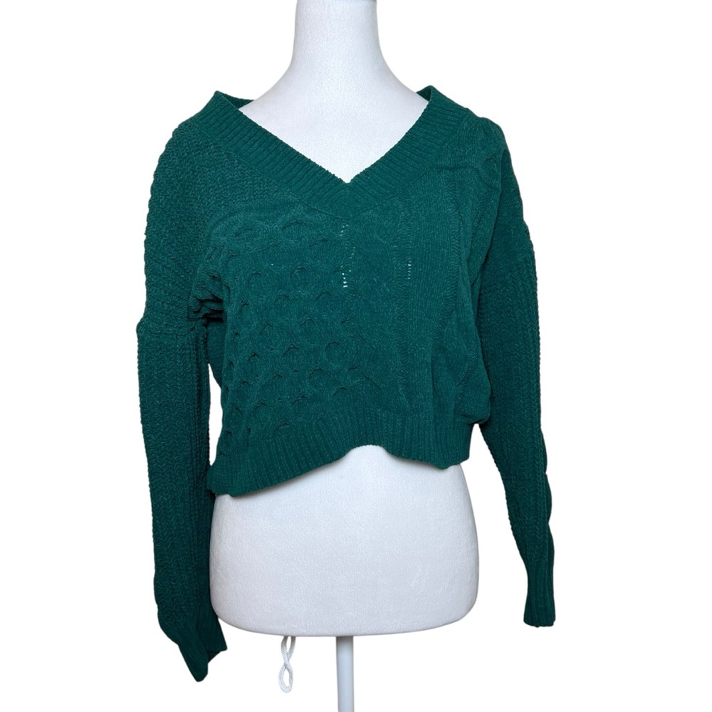 No Boundaries Sweater Womens Jr Size M 7-9 Green Cable Knit V Neck Cropped